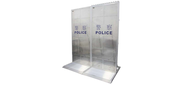 Z001 Police Barrier